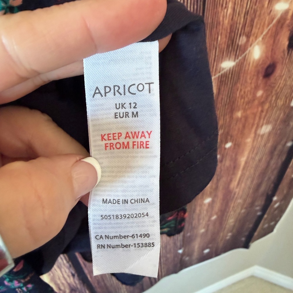 APRICOT Navy Floral Midi Dress - Picture 4 of 8